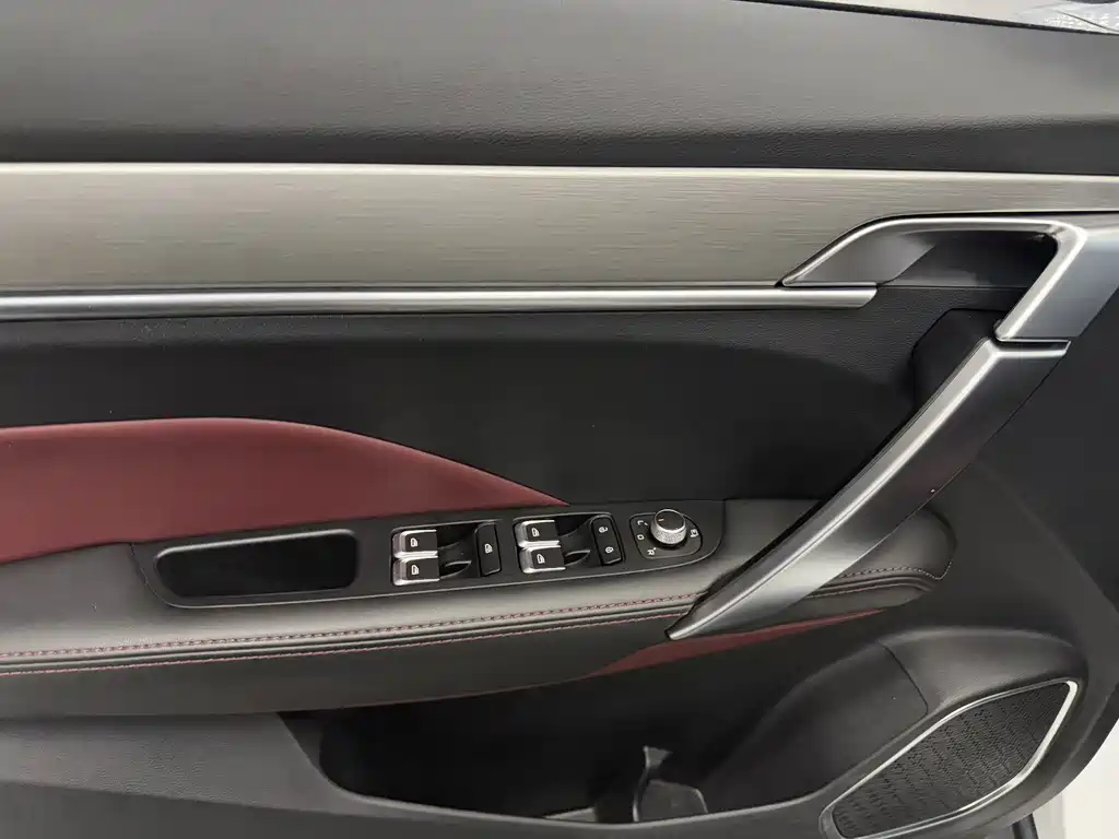 Binyue 2021 1.4T DCT Platinum Edition купить на сайте DeffCars