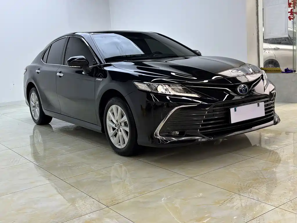 Camry 2023 Dual Engine 2.5HGVP Leading Edition купить на сайте DeffCars