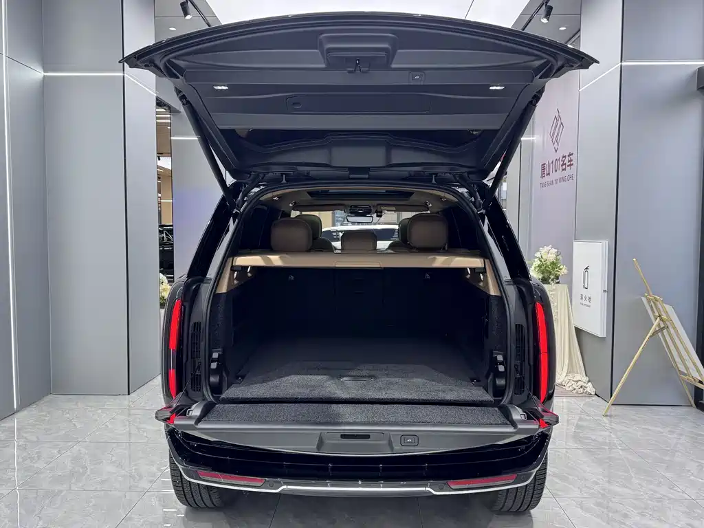 Range Rover 2025 3.0 L6 400PS Extended Edition купить на сайте DeffCars