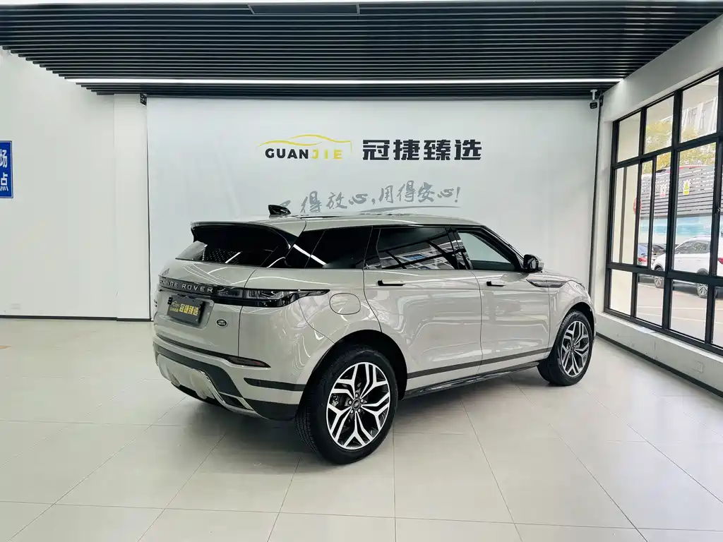Range Rover Evoque 2022 facelift Evoque L 249PS R-Dynamic Deluxe Edition купить на сайте DeffCars