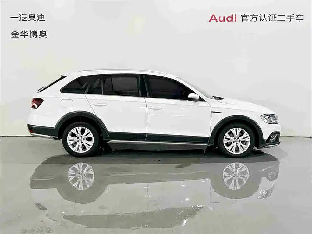 C-TREK Weiling 2018 230TSI DSG comfort model купить на сайте DeffCars