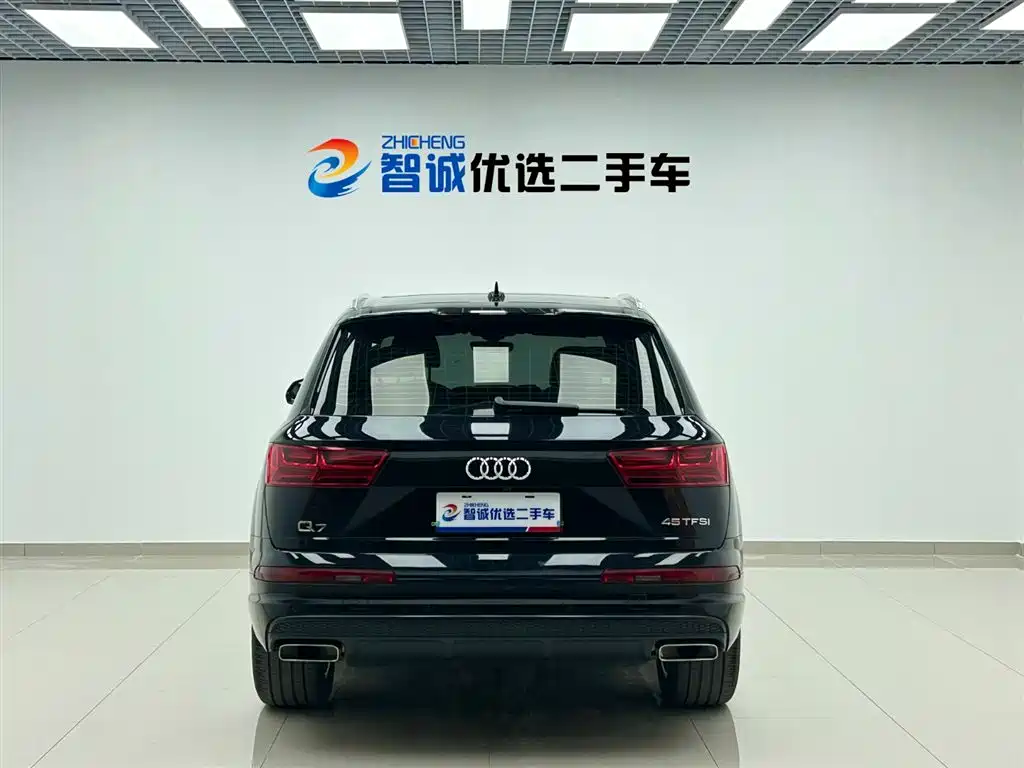 Audi Q7 2016 45 TFSI S line sports model купить на сайте DeffCars