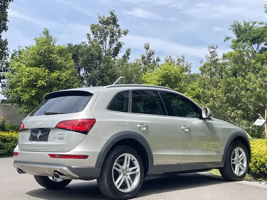 Audi Q5 2017 Plus 40 TFSI Technology купить на сайте DeffCars