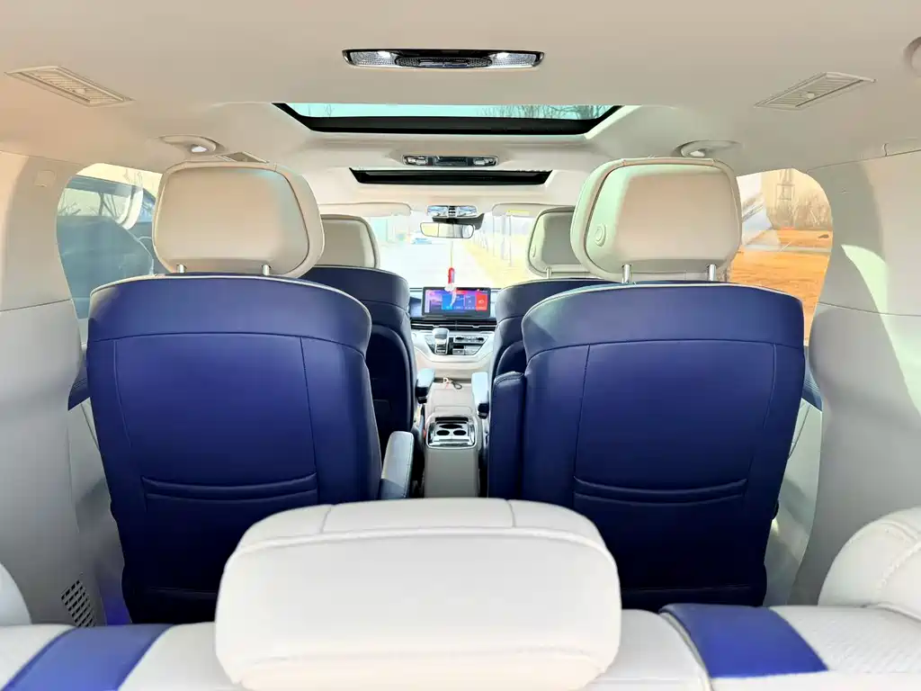 Roewe iMAX8 2021 400TGI Supreme Series Honor Edition купить на сайте DeffCars