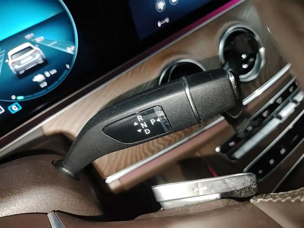 Mercedes-Benz E-Class New Energy 2022 Model 2 E 350 e L plug-in hybrid sedan купить на сайте DeffCars