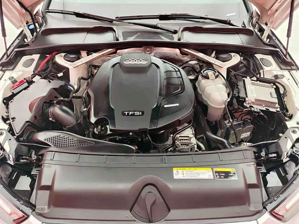 Audi A4L 2019 40 TFSI Enterprising National VI купить на сайте DeffCars