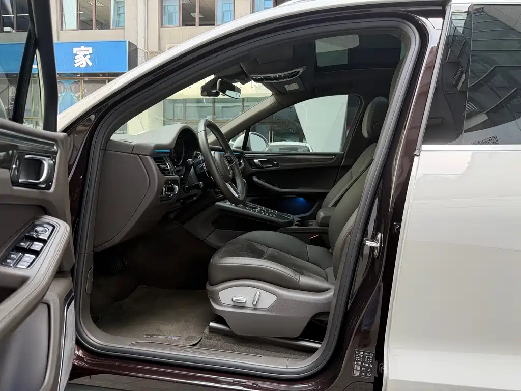 Macan 2020 Macan 2.0T купить на сайте DeffCars