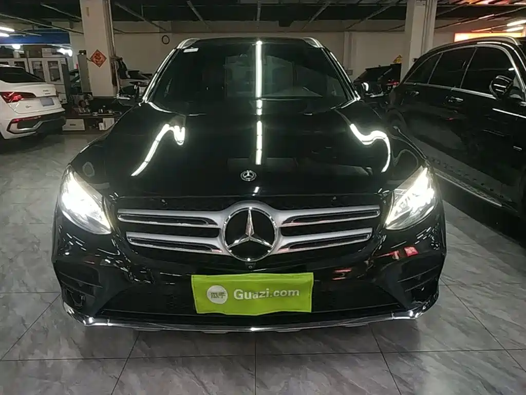 Mercedes-Benz GLC 2018 GLC 260 4MATIC luxury model купить на сайте DeffCars