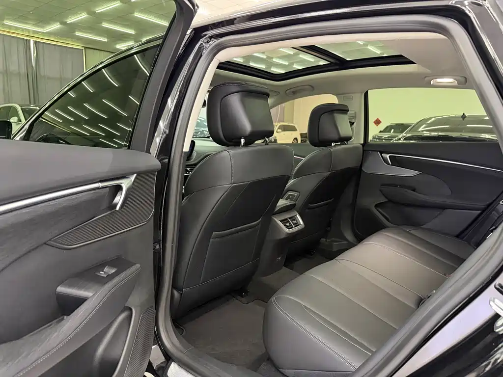 LaCrosse 2026 28T Platinum Edition купить на сайте DeffCars
