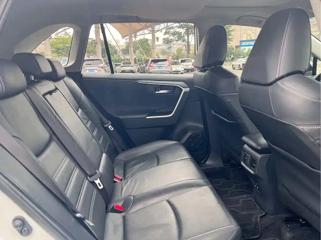 RAV4 Rongfang 2020 dual engine 2.5L E-CVT four-wheel drive elite PLUS version купить на сайте DeffCars