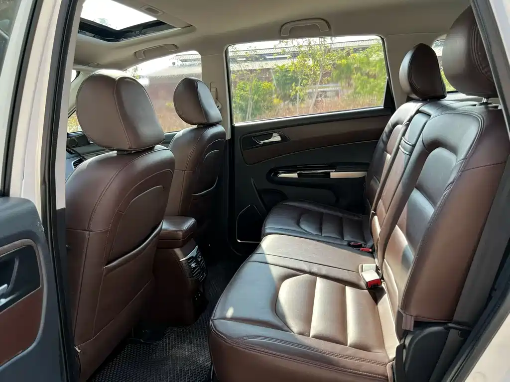 Familia F7 2017 1.5T 7-seater automatic comfort model купить на сайте DeffCars