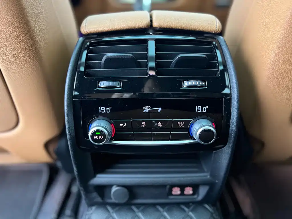 BMW 6 Series GT 2021 facelift 630i M Sports Package купить на сайте DeffCars