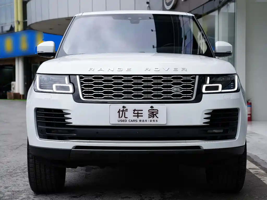 Range Rover 2021 3.0 L6 Legend Extended Classic Edition купить на сайте DeffCars