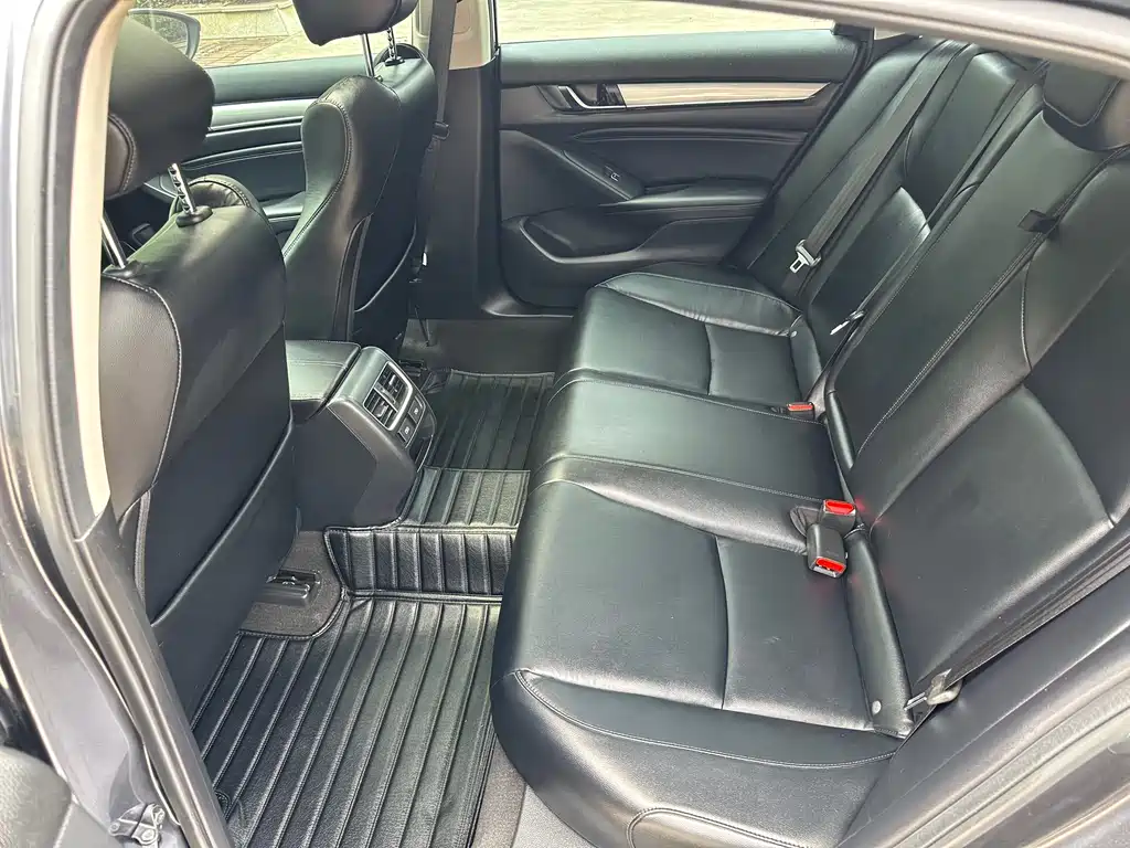 Accord 2022 Sharp Hybrid 2.0L Sharp Collar Edition купить на сайте DeffCars