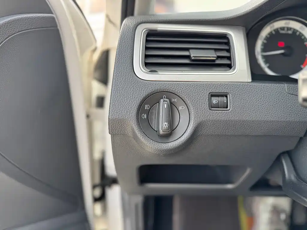 Xinrui 2019 1.5L automatic comfort version National VI купить на сайте DeffCars