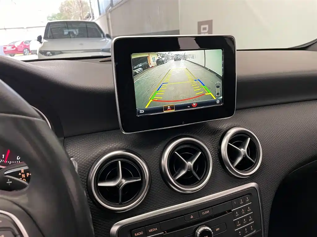 Mercedes-Benz A-Class (imported) 2016 A 200 Dynamic купить на сайте DeffCars