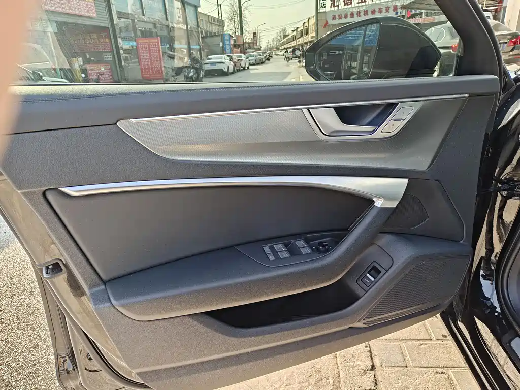 Audi A6L 2023 40 TFSI luxury and elegant model купить на сайте DeffCars