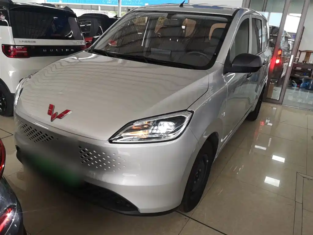 Wuling Hongguang New Energy 2025 Extended Range Hybrid 50KM Standard Type купить на сайте DeffCars