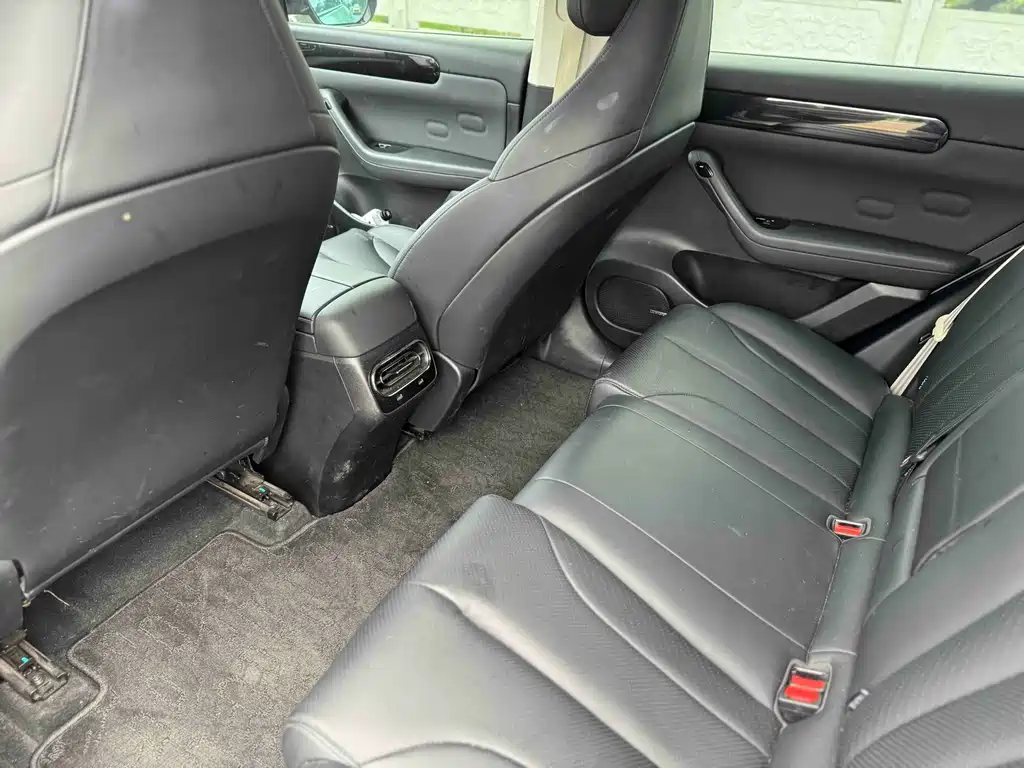 C11 2021 Executive Edition 610 купить на сайте DeffCars