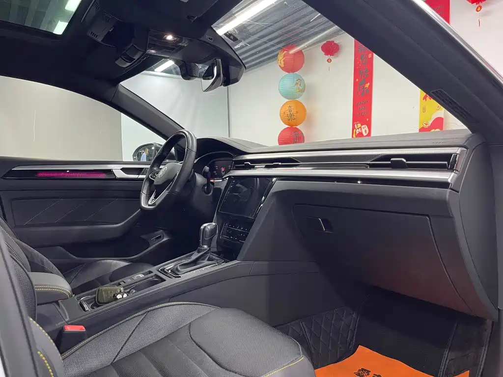 FAW-Volkswagen CC 2023 380TSI eye-catching version купить на сайте DeffCars