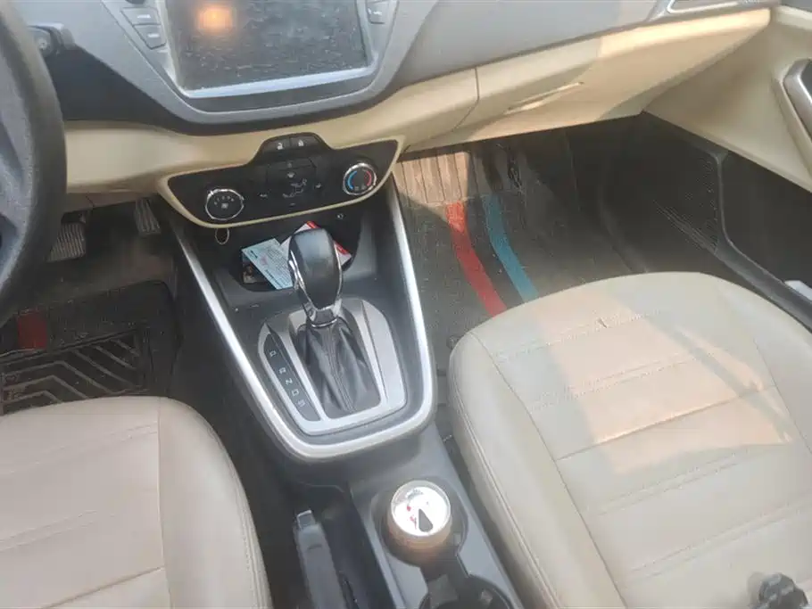 Escort 2017 facelift 1.5L automatic comfort model купить на сайте DeffCars