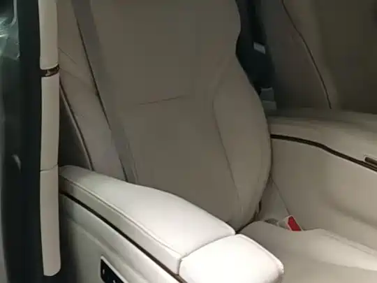 Lexus LM 2025 500h six-seater premium version купить на сайте DeffCars