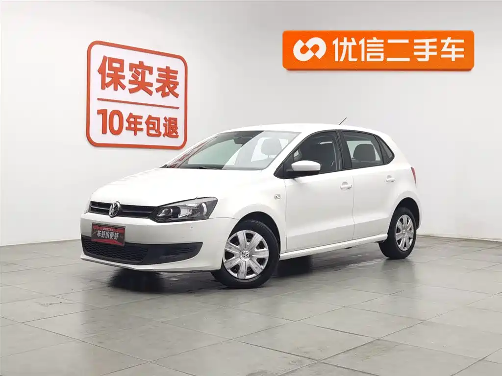 Polo 2011 1.4L manual version купить на сайте DeffCars