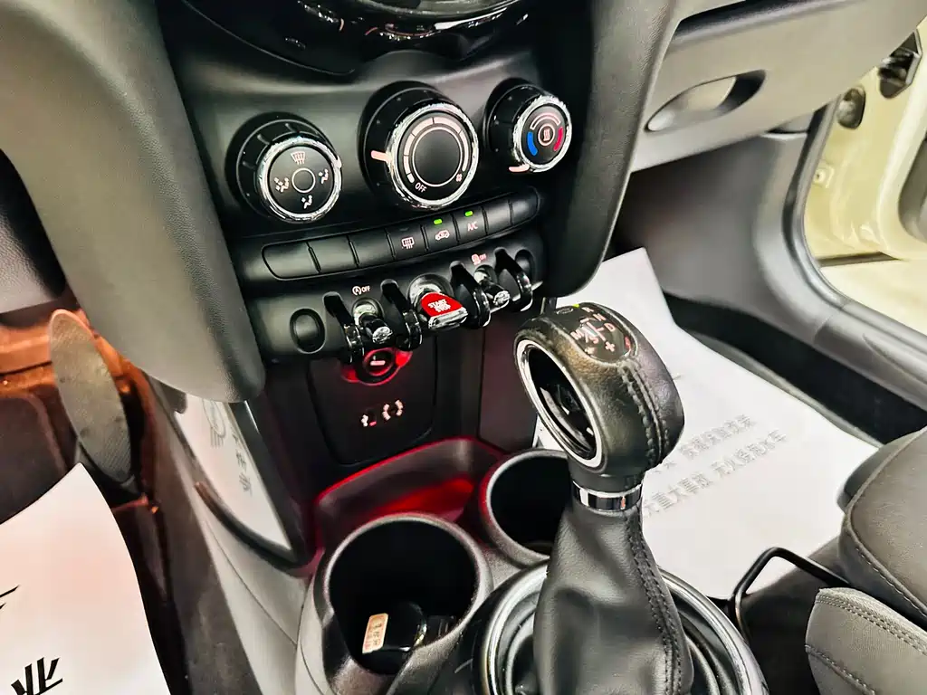 MINI 2016 1.5T COOPER купить на сайте DeffCars