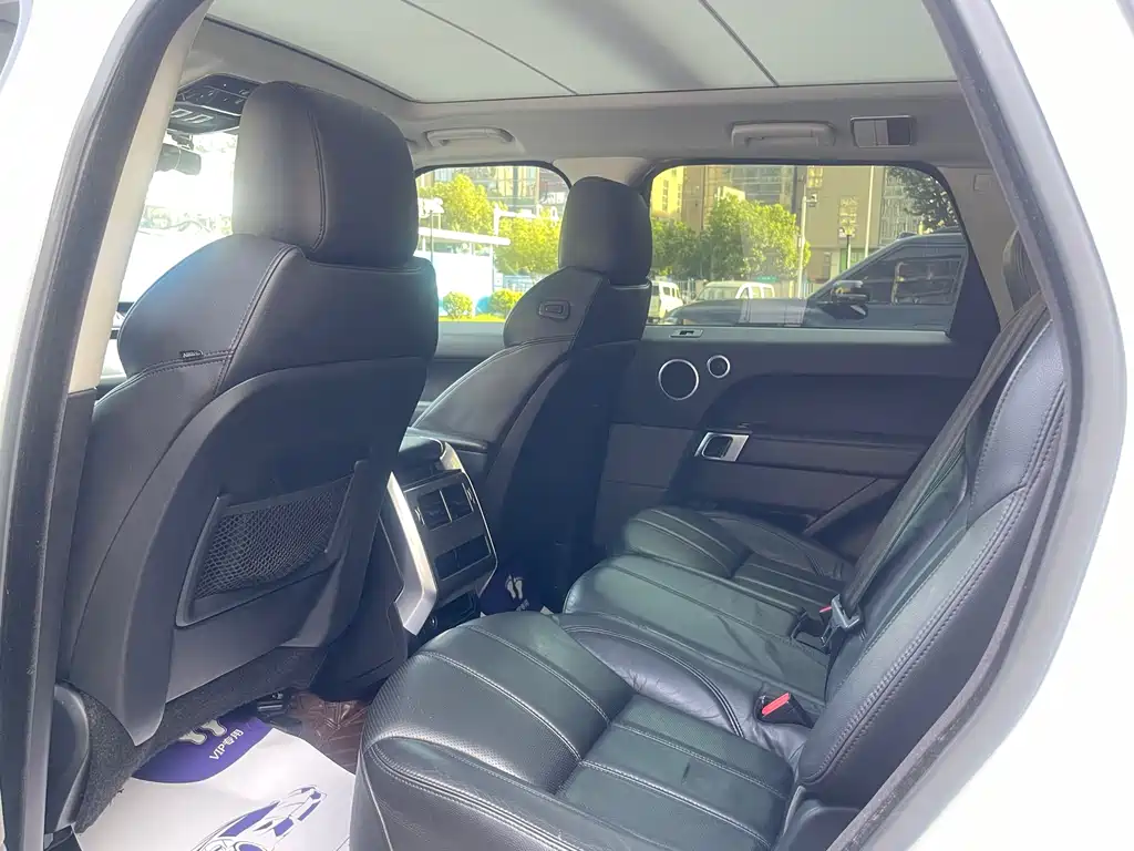 Range Rover Sport 2017 3.0 SC V6 SE купить на сайте DeffCars
