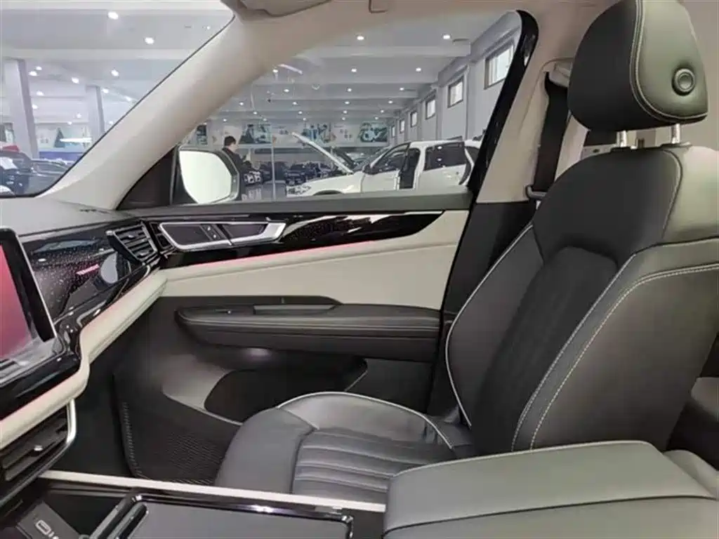 Touron 2022 380TSI four-wheel drive luxury version купить на сайте DeffCars
