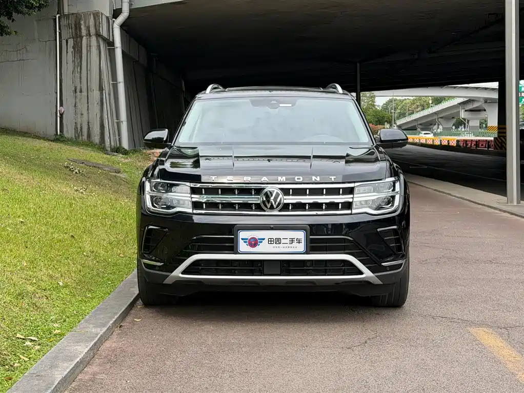 Touron 2024 380TSI four-wheel drive luxury version купить на сайте DeffCars