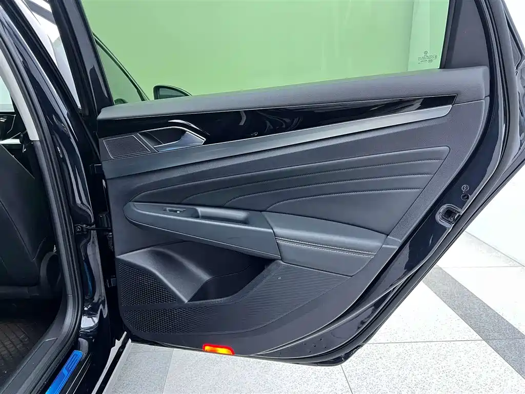Passat 2024 380TSI Dragon Edition купить на сайте DeffCars