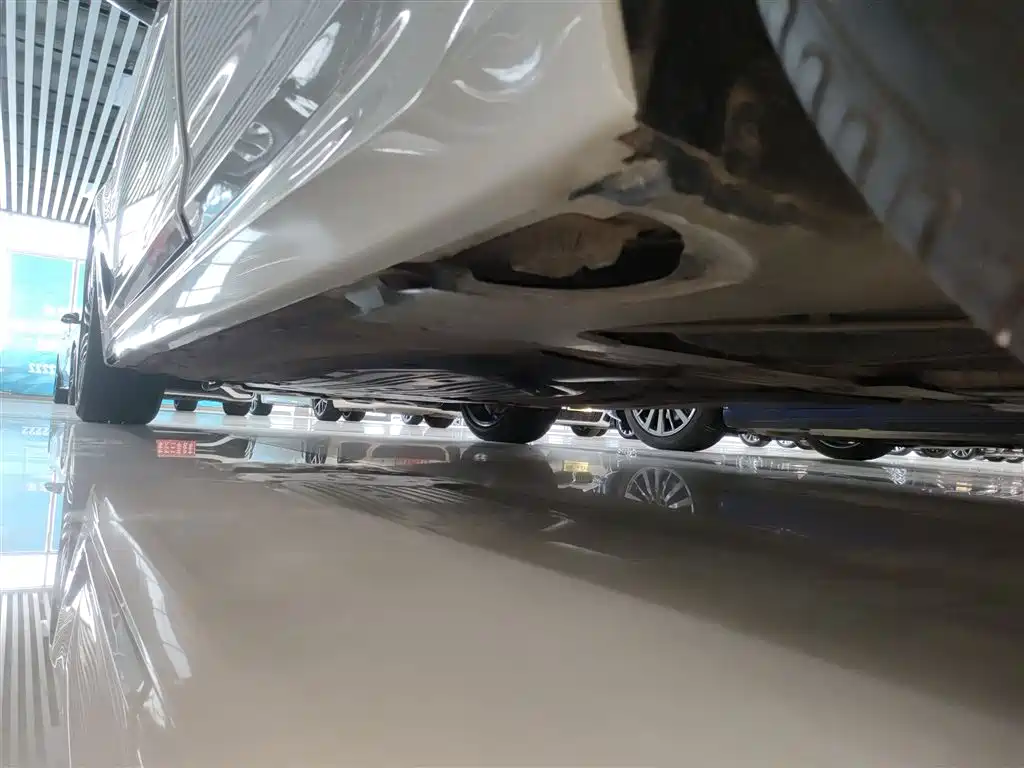 BMW 5 Series 2018 facelift 530Li leading M sports package купить на сайте DeffCars