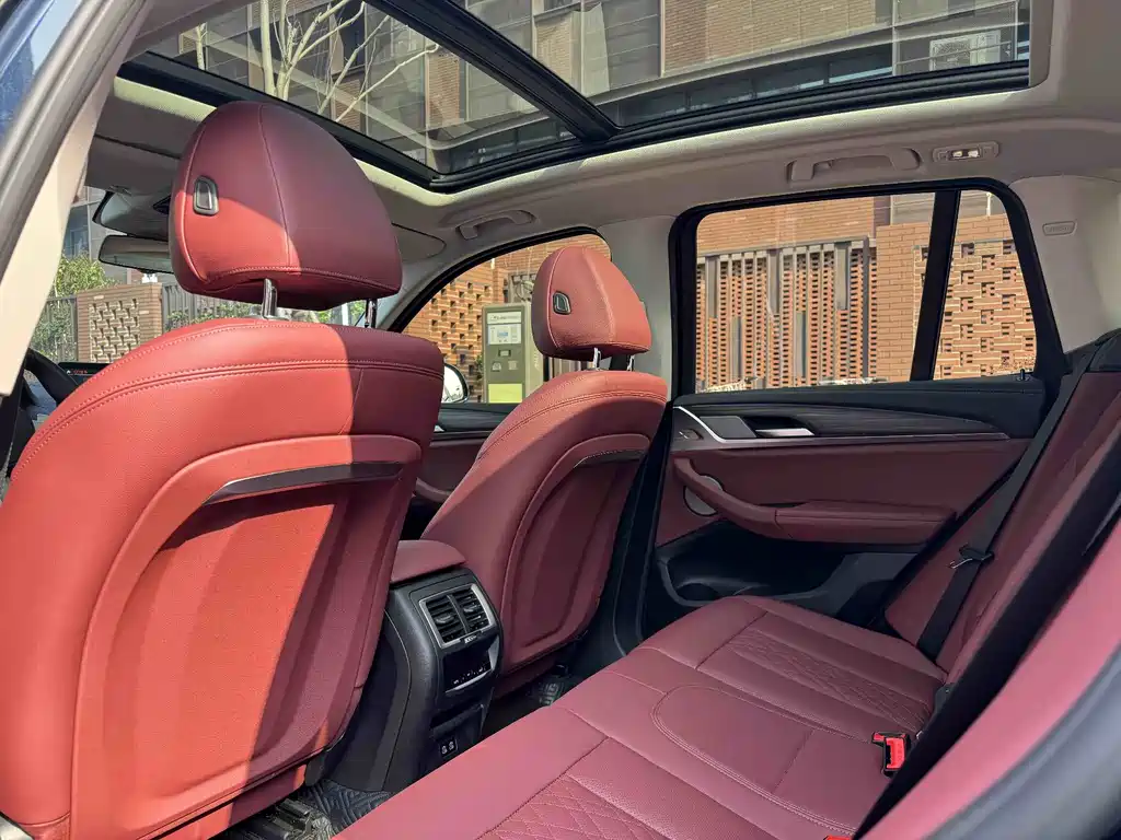 BMW X3 2022 Facelift xDrive30i Leading M Night Package купить на сайте DeffCars