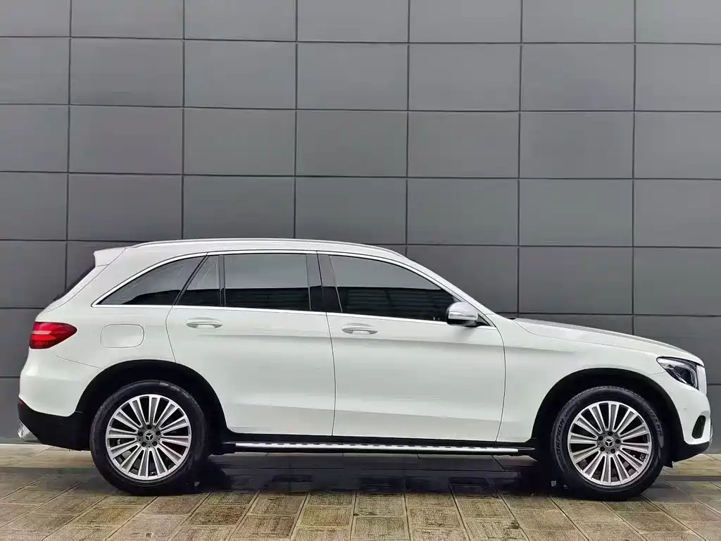 Mercedes-Benz GLC 2016 GLC 200 4MATIC купить на сайте DeffCars