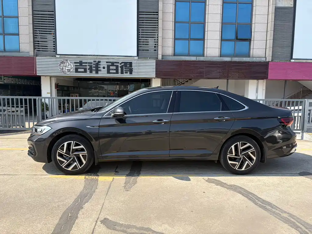 Sagitar 2023 280TSI DSG Beyond Plus Edition купить на сайте DeffCars