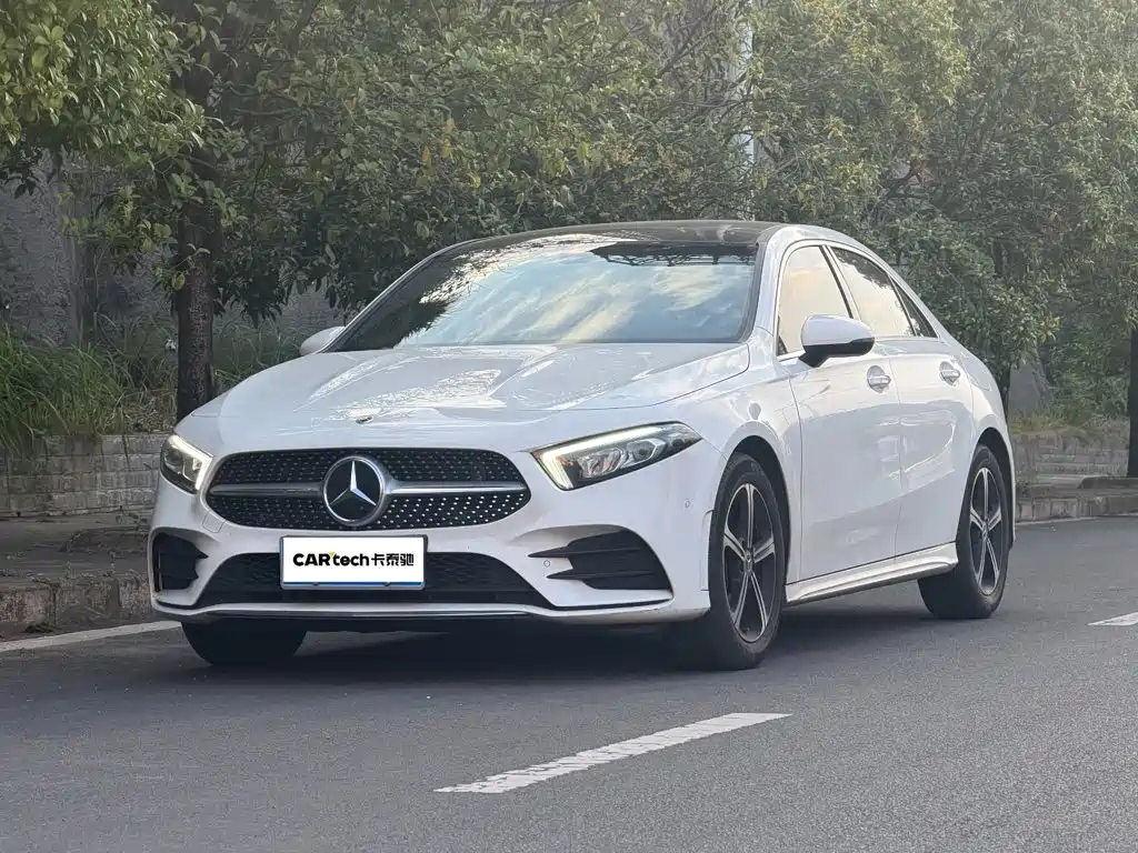 Mercedes-Benz A-Class 2022 A 200 L Sports Sedan Fashionable купить на сайте DeffCars
