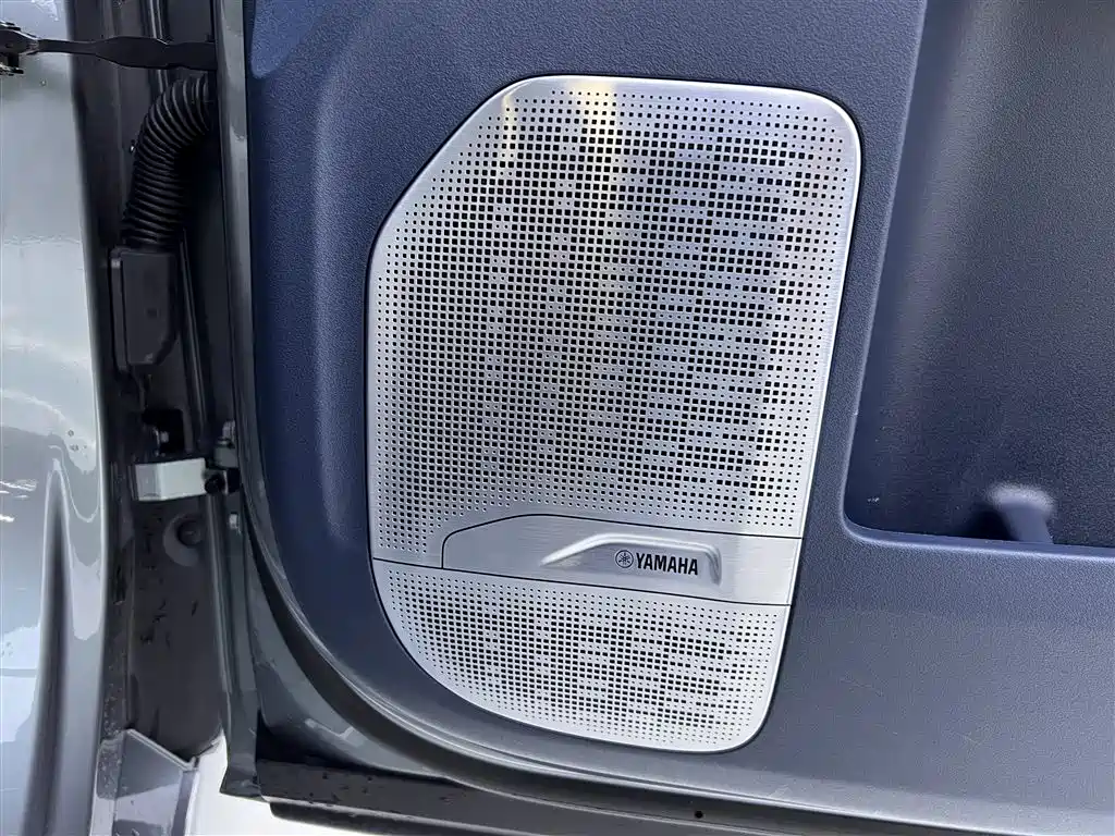 Jikrypton 009 2024 six-seat executive version four-wheel drive 108kWh купить на сайте DeffCars