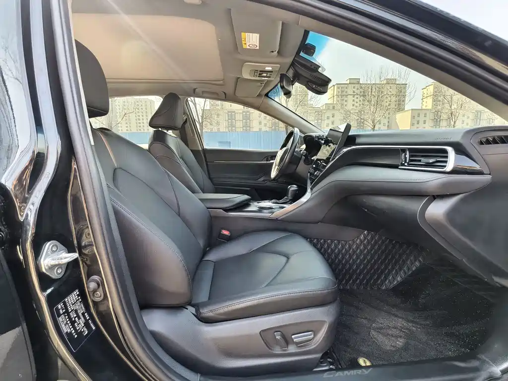 Camry 2021 2.5G Deluxe Edition купить на сайте DeffCars