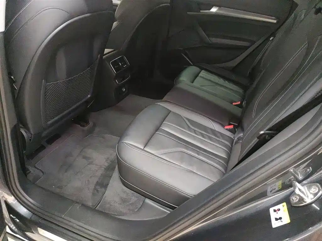 Audi Q5L 2022 45T luxury and dynamic model купить на сайте DeffCars