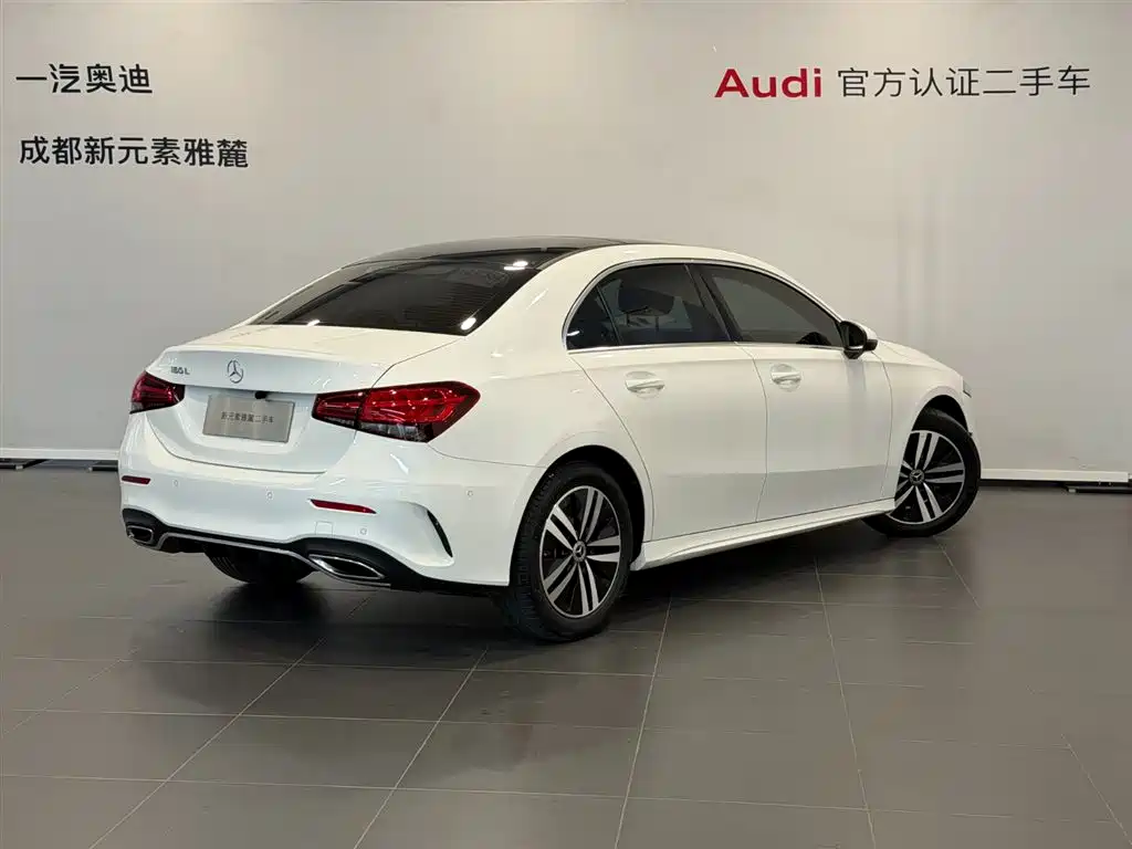 Mercedes-Benz A-Class 2019 A 180 L Sports Sedan купить на сайте DeffCars