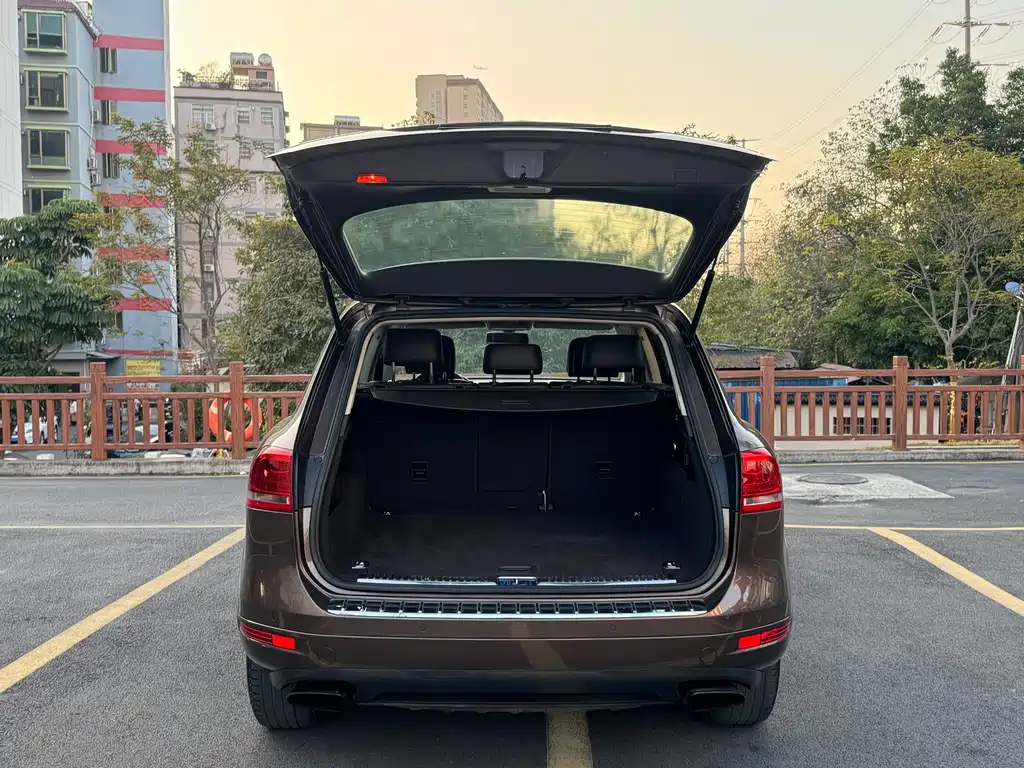 Touareg 2011 3.0TDI diesel standard model купить на сайте DeffCars