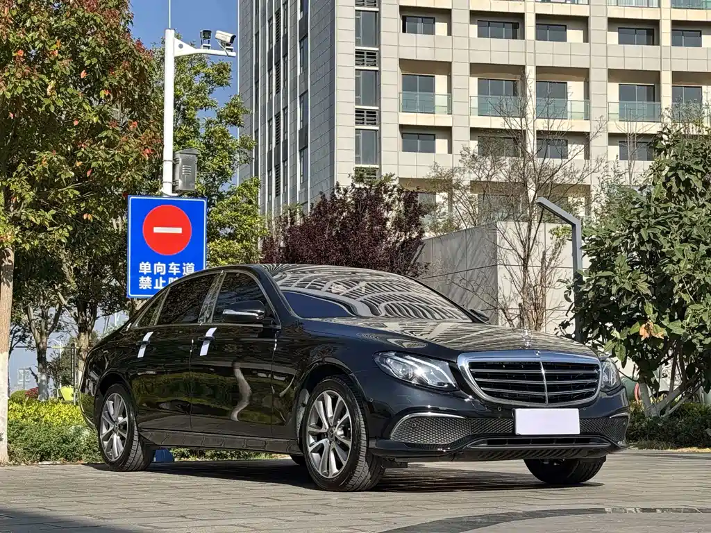 Mercedes-Benz E-Class 2019 E 200 L купить на сайте DeffCars