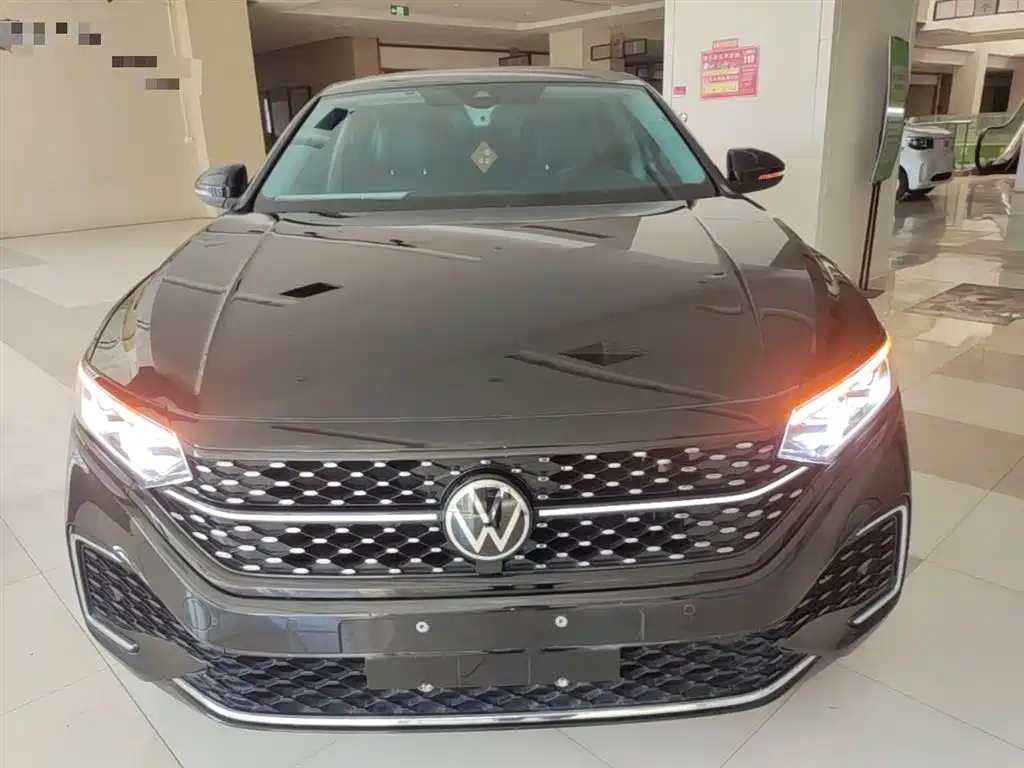 Passat 2022 330TSI Starry Sky Deluxe Edition купить на сайте DeffCars