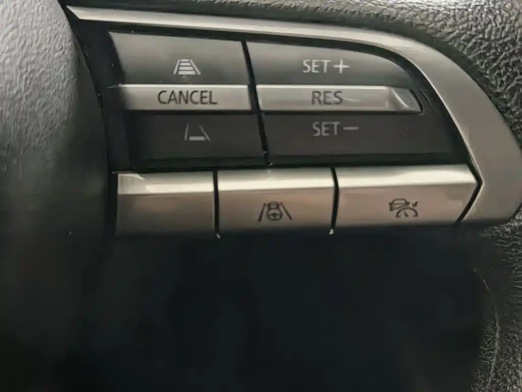 Mazda CX-50 Xingye 2023 2.0L Leading Edition купить на сайте DeffCars