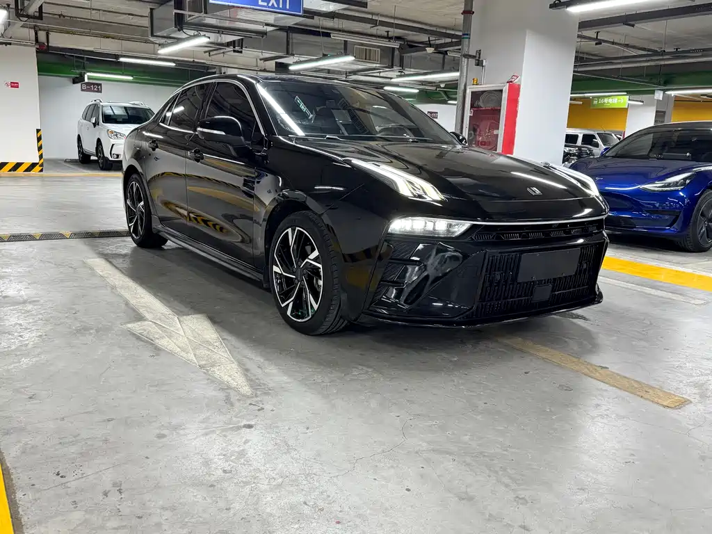 Lynk & Co 03 2023 2.0TD DCT Pro купить на сайте DeffCars