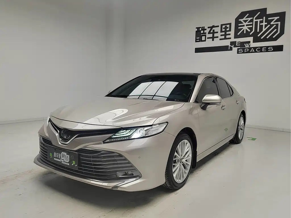 Camry 2019 facelift 2.5G Deluxe Edition купить на сайте DeffCars