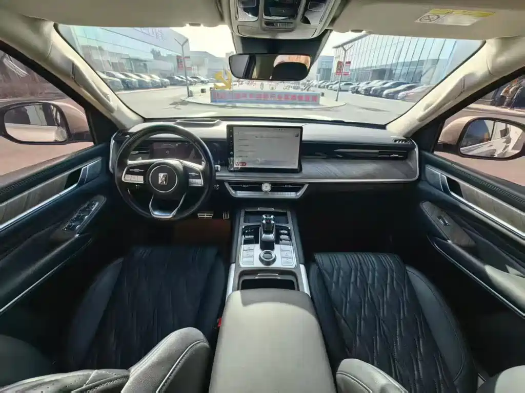 Tank 500 New Energy 2023 Hi4-T купить на сайте DeffCars