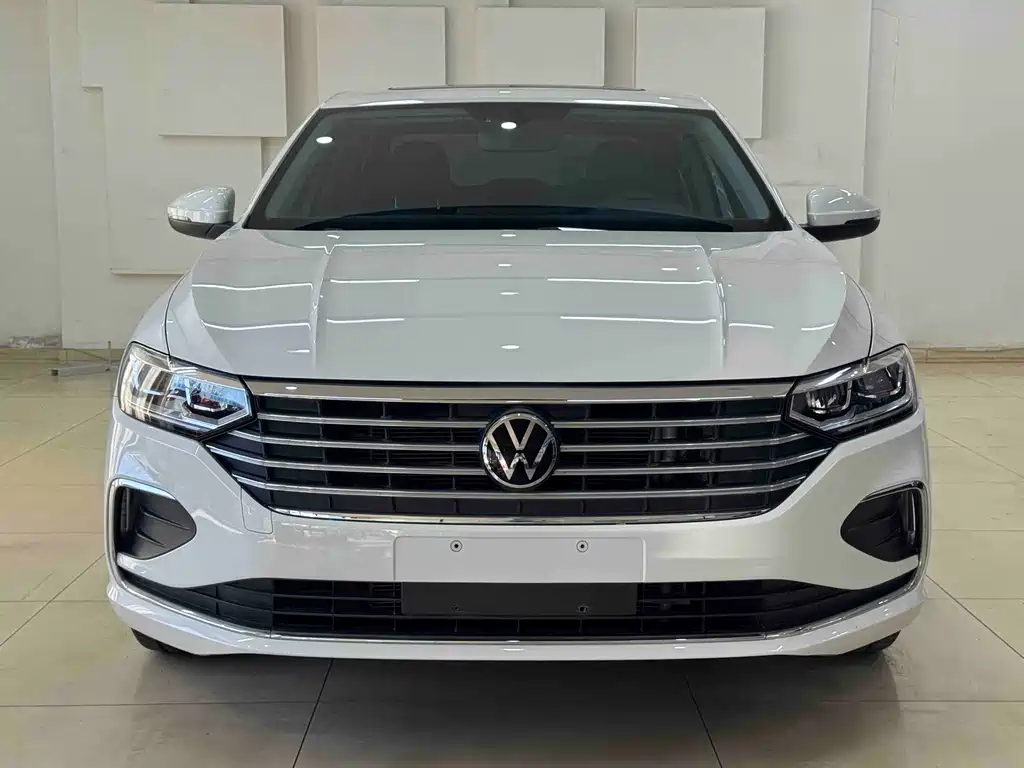 Lavida 2023 1.5L automatic 5 million version купить на сайте DeffCars