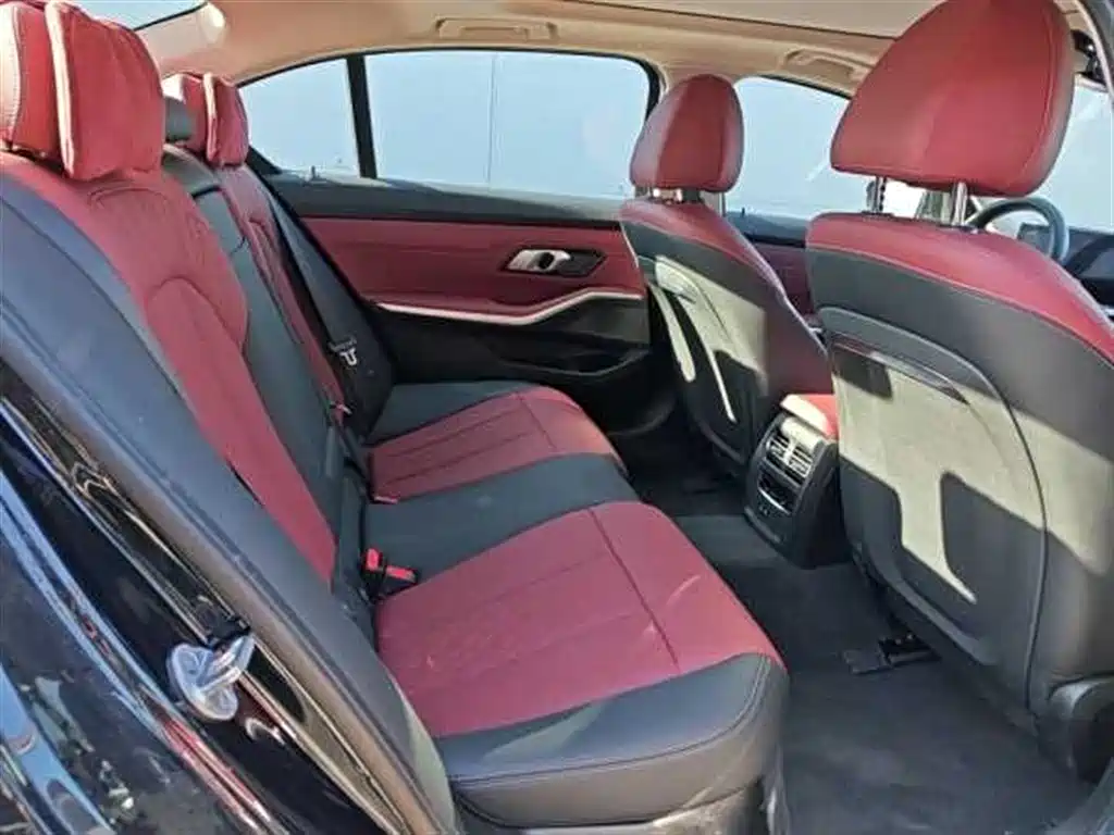 BMW i3 2024 eDrive 40L Night Package купить на сайте DeffCars